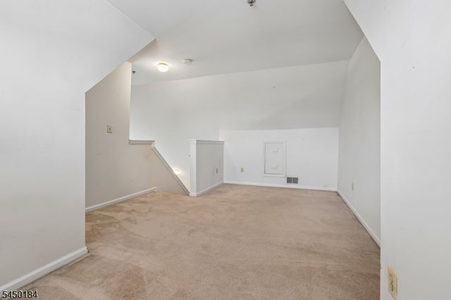 164 Cambridge Ct, Clifton City, NJ 07014