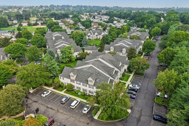 164 Cambridge Ct, Clifton City, NJ 07014