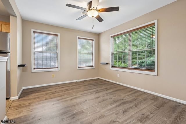 164 Cambridge Ct, Clifton City, NJ 07014