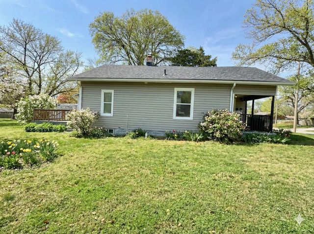 1239 N Main Street, Nevada, MO 64772