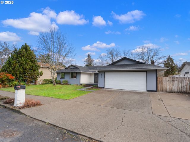 824 Se 207TH Ave, Gresham, OR 97030