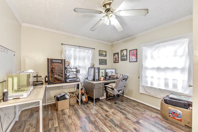 107 W 11th St, Larose, LA 70373