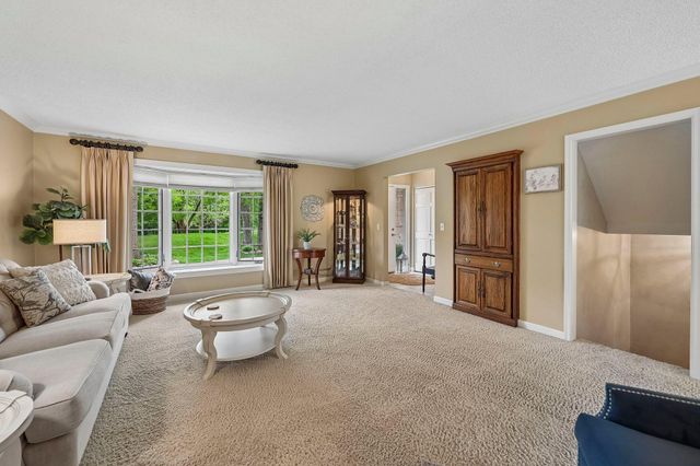 28 Birnamwood Drive, Burnsville, MN 55337