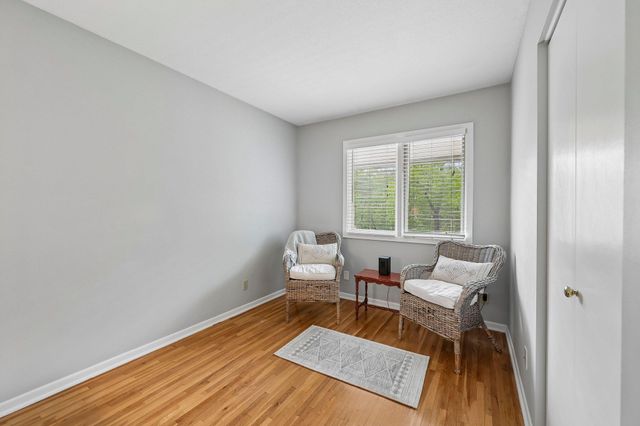 28 Birnamwood Drive, Burnsville, MN 55337