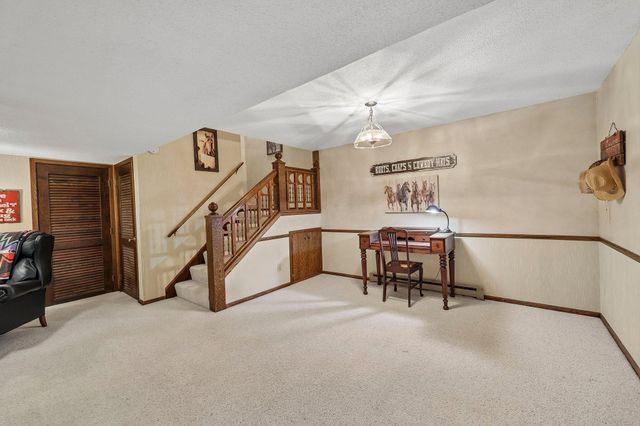 28 Birnamwood Drive, Burnsville, MN 55337