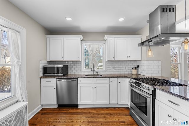 43 Crosby Street, West Hartford, CT 06119