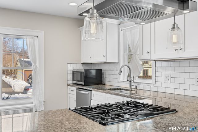 43 Crosby Street, West Hartford, CT 06119