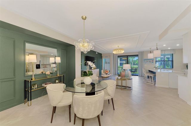 5632 SUMMIT POINTE CIRCLE 104, Bradenton, FL 34210