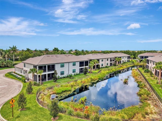 5632 SUMMIT POINTE CIRCLE 104, Bradenton, FL 34210