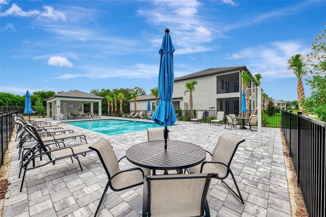 5632 SUMMIT POINTE CIRCLE 104, Bradenton, FL 34210