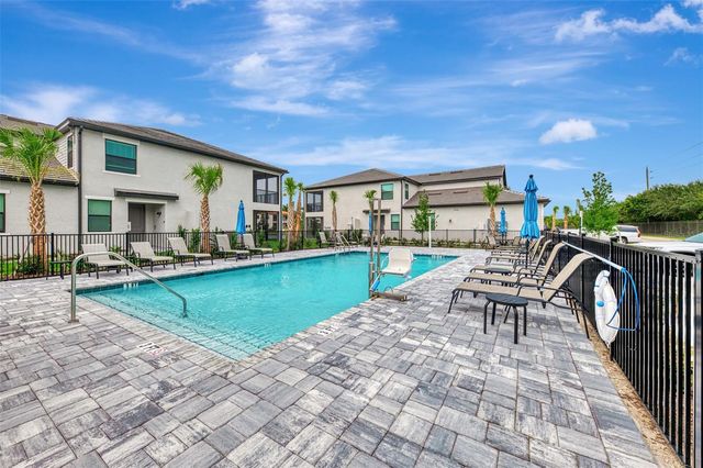 5632 SUMMIT POINTE CIRCLE 104, Bradenton, FL 34210