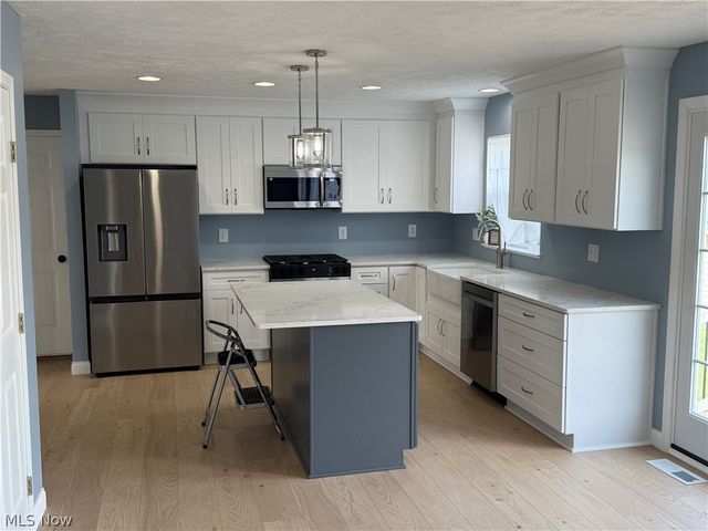 10125 Westridge Lane, Streetsboro, OH 44241