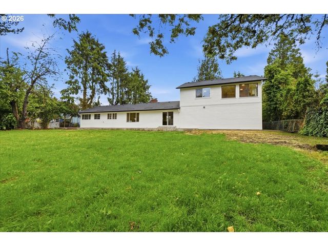 7204 Nw OVERLOOK Dr, Vancouver, WA 98665