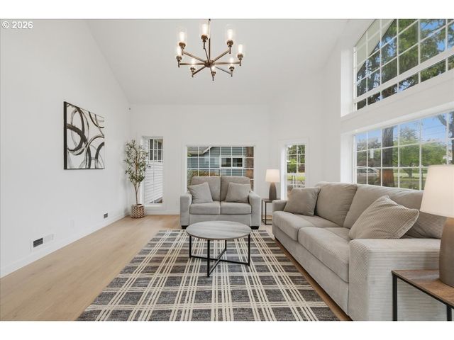 7204 Nw OVERLOOK Dr, Vancouver, WA 98665