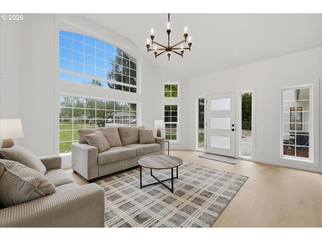 7204 Nw OVERLOOK Dr, Vancouver, WA 98665