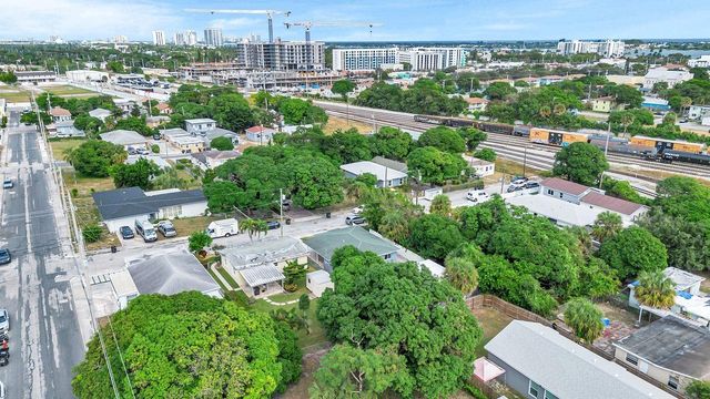 728 20th St, West Palm Beach, FL 33407