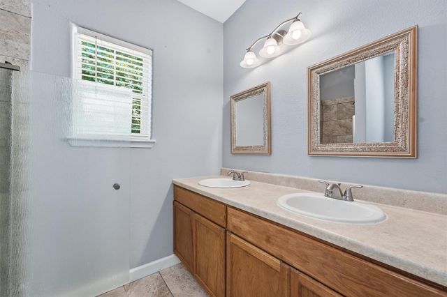 15621 Northland Drive, Porter, TX 77365