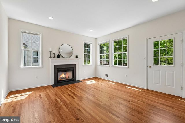 50 HUDNUT LN, Belle Mead, NJ 08502