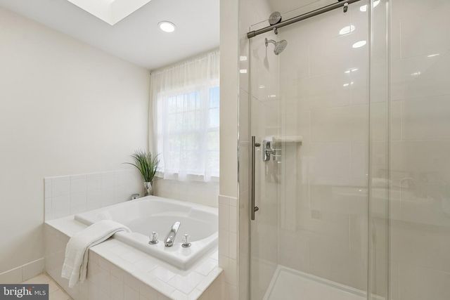 50 HUDNUT LN, Belle Mead, NJ 08502