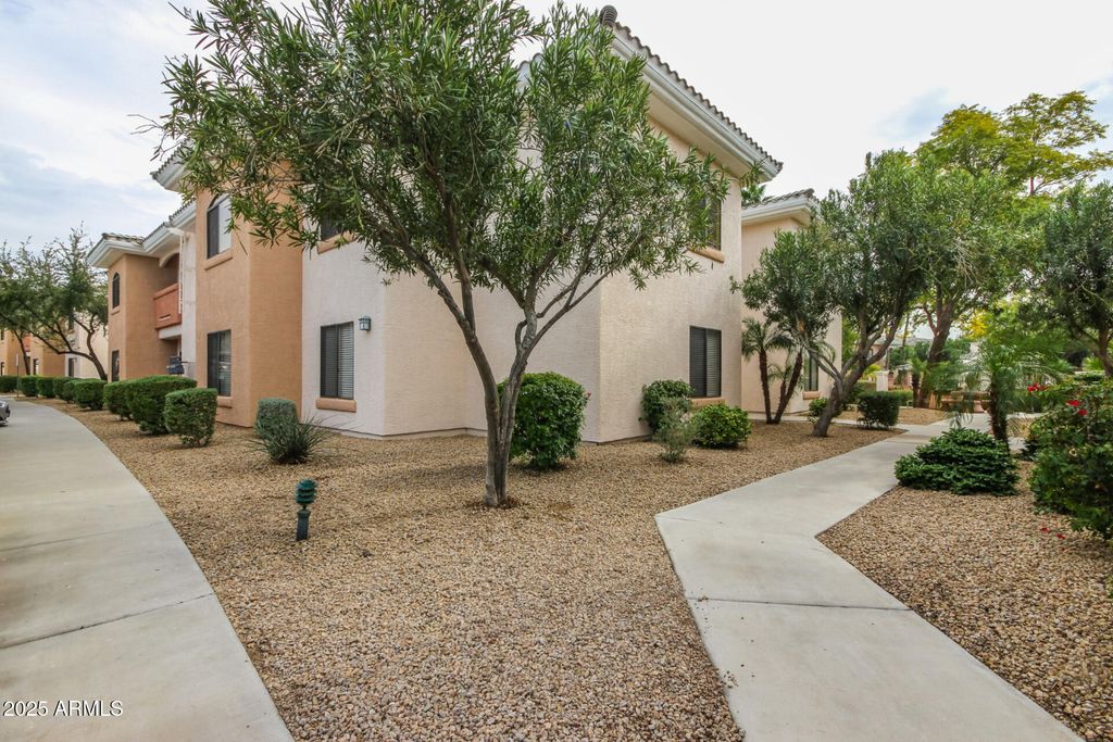 10030 W INDIAN SCHOOL Road 111, Phoenix, AZ 85037 — photo 3