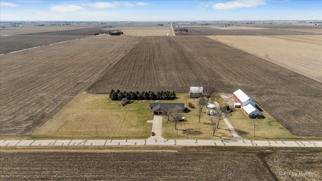 983 Council Road, Somonauk, IL 60552