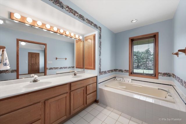 983 Council Road, Somonauk, IL 60552