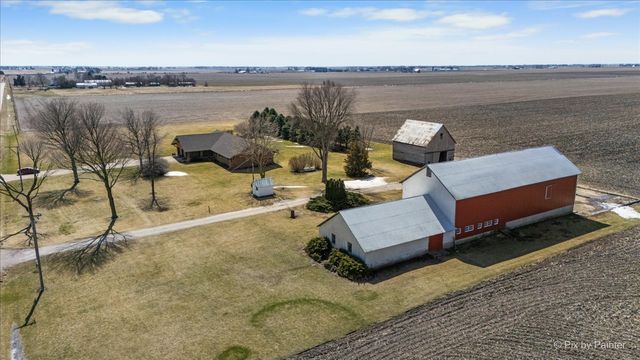 983 Council Road, Somonauk, IL 60552
