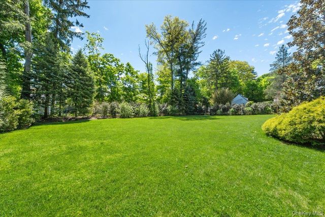 36 Sage Terrace, Scarsdale, NY 10583