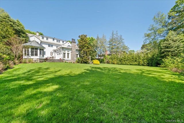 36 Sage Terrace, Scarsdale, NY 10583