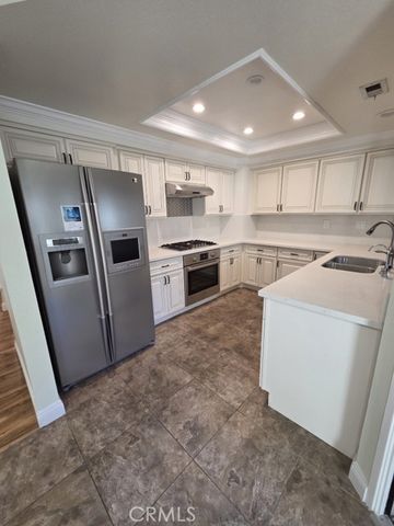 9 Rock Cliff, Pomona, CA 91766