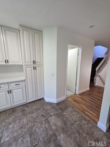 9 Rock Cliff, Pomona, CA 91766