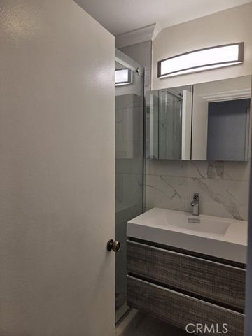 9 Rock Cliff, Pomona, CA 91766