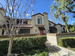 9 Rock Cliff, Pomona, CA 91766