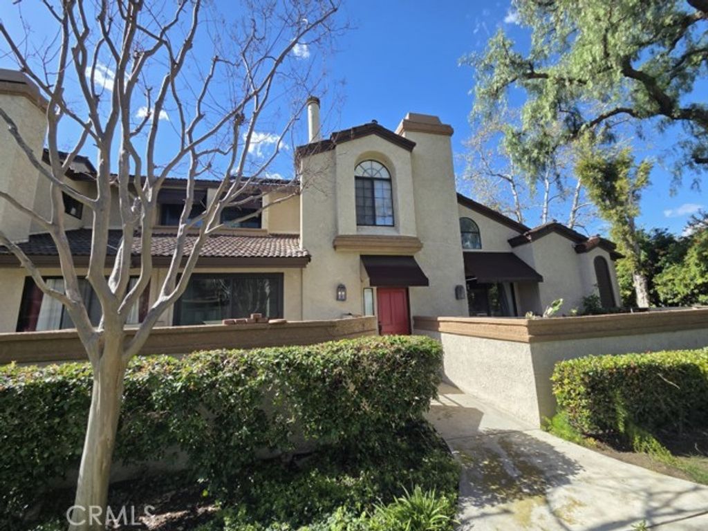 9 Rock Cliff, Pomona, CA 91766