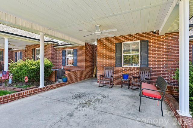 3868 Sage Court, Denver, NC 28037
