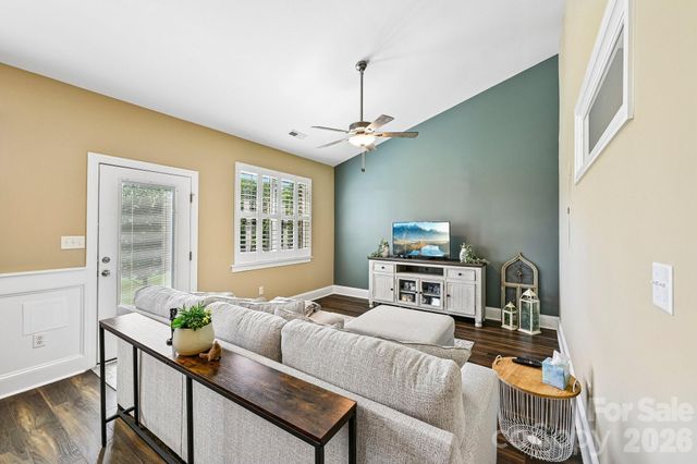 3868 Sage Court, Denver, NC 28037
