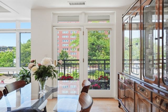 1601 Beacon Street 302, Brookline, MA 02446