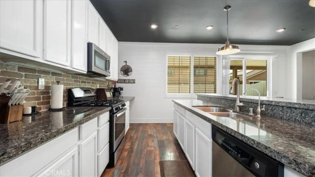 4042 Quartzite, San Bernardino, CA 92407