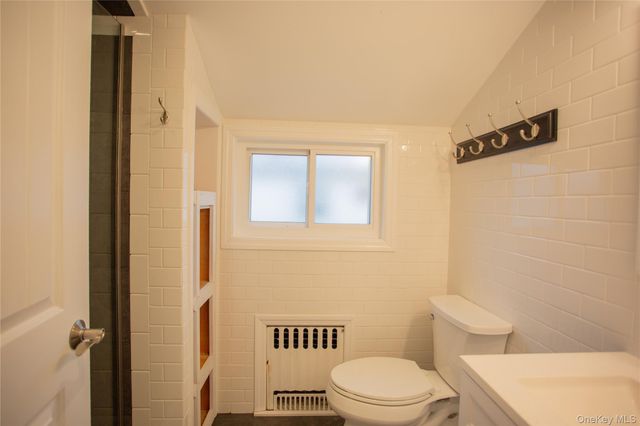 105 Pacific Boulevard, Long Beach, NY 11561