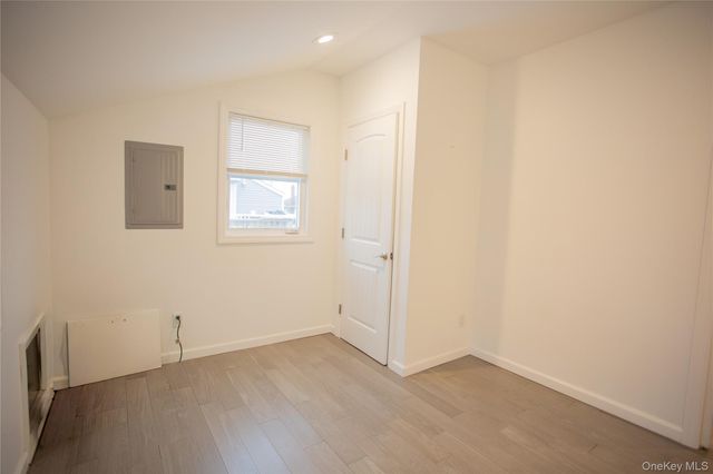 105 Pacific Boulevard, Long Beach, NY 11561