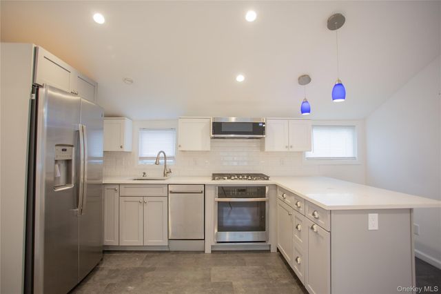 105 Pacific Boulevard, Long Beach, NY 11561