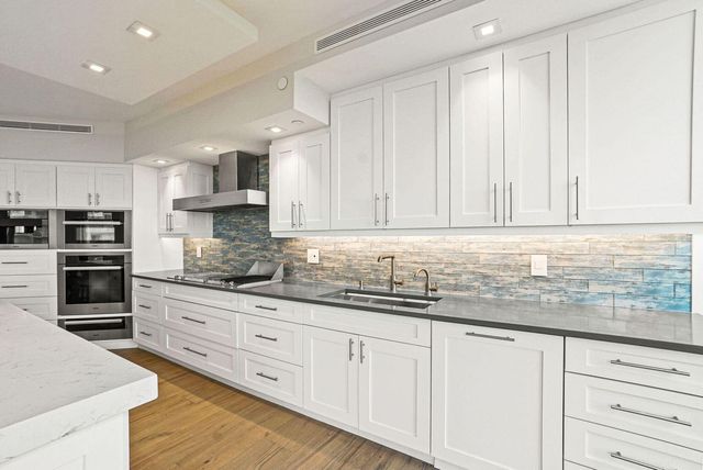 3100 S Ocean Boulevard 306n, Palm Beach, FL 33480