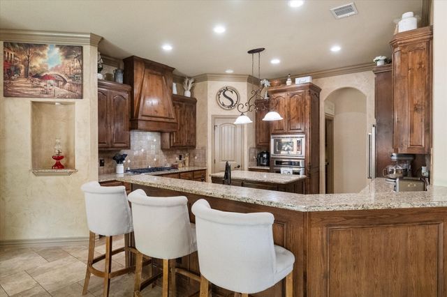 813 Rio Grande Drive, Mansfield, TX 76063