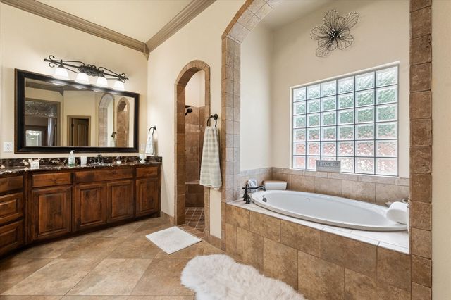 813 Rio Grande Drive, Mansfield, TX 76063