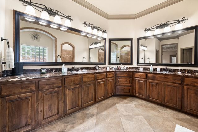 813 Rio Grande Drive, Mansfield, TX 76063