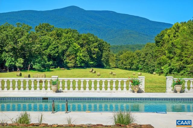 8540 TAYLOR CREEK RD, Afton, VA 22920