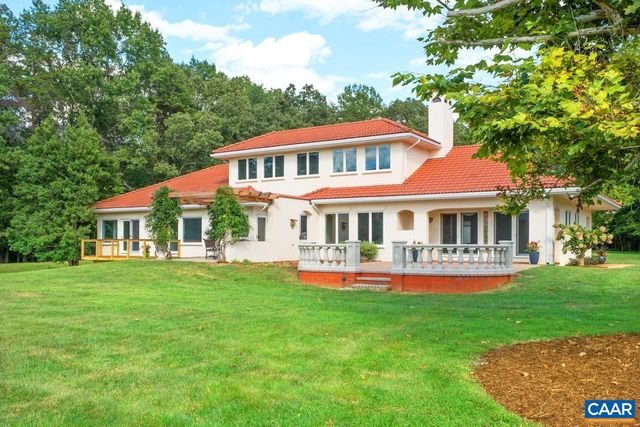 8540 TAYLOR CREEK RD, Afton, VA 22920
