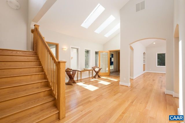 8540 TAYLOR CREEK RD, Afton, VA 22920