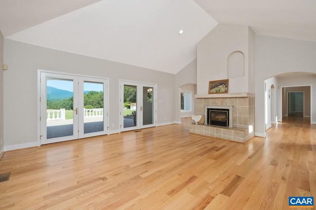 8540 TAYLOR CREEK RD, Afton, VA 22920