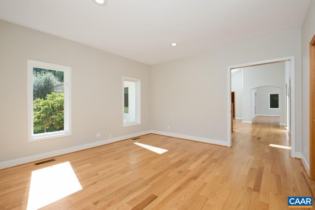 8540 TAYLOR CREEK RD, Afton, VA 22920